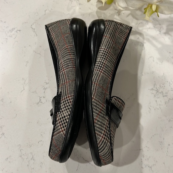 Soft Style by Hush Puppies women’s loafers size 10 - Picture 12 of 15